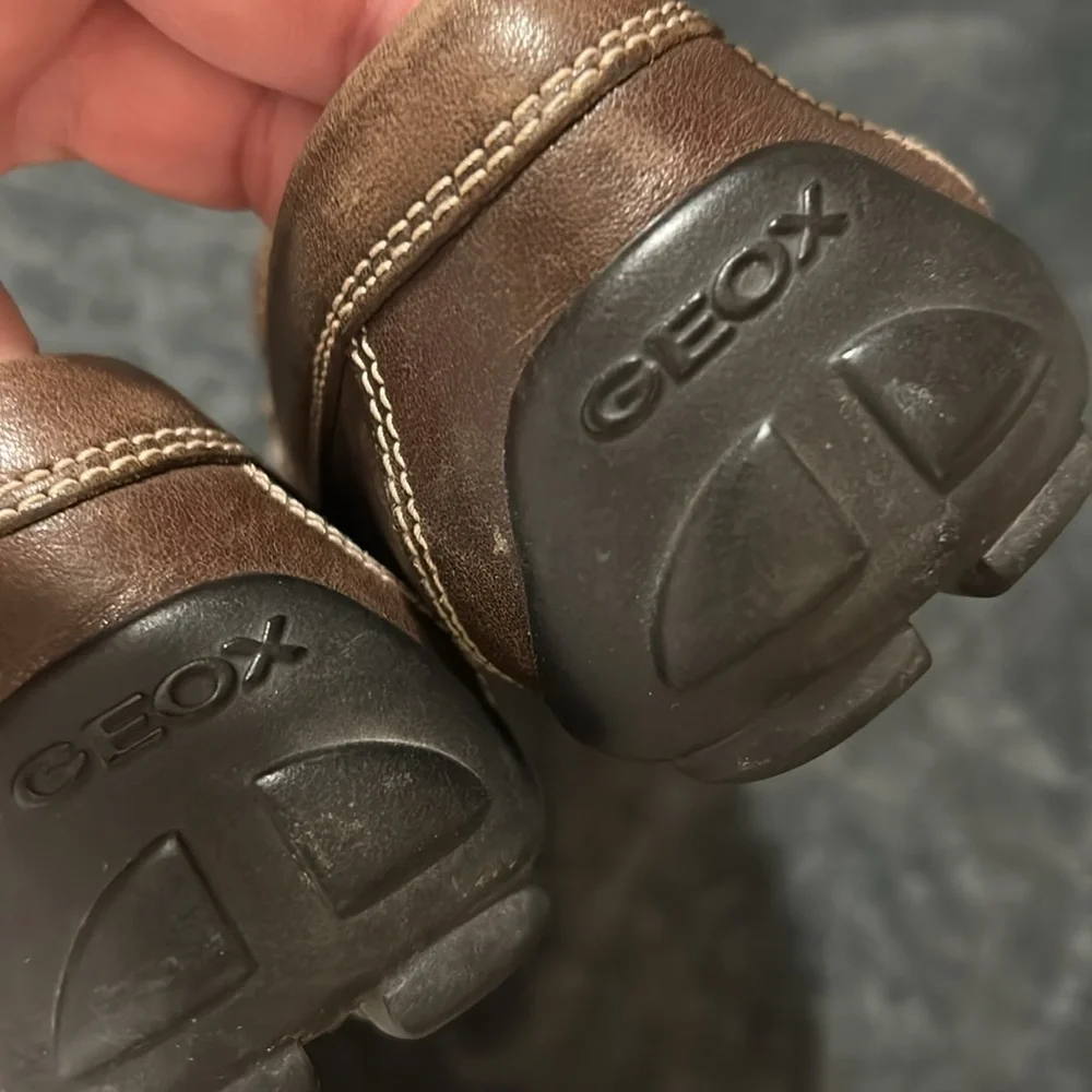 Geox Brown Leather Slip-On Loafers with Classic Stitching
